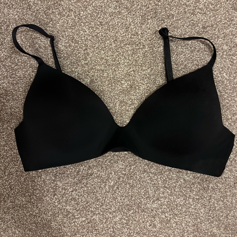 Victorias Secret T-Shirt Bra